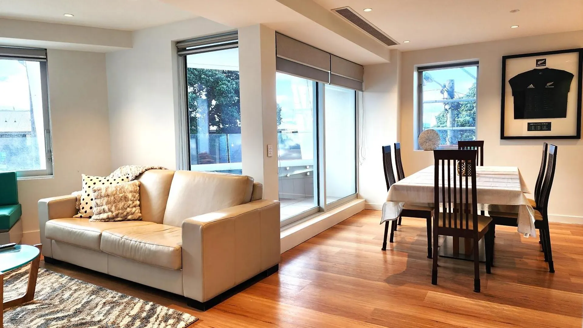 U Suites On Oriental Parade Wellington Apartment