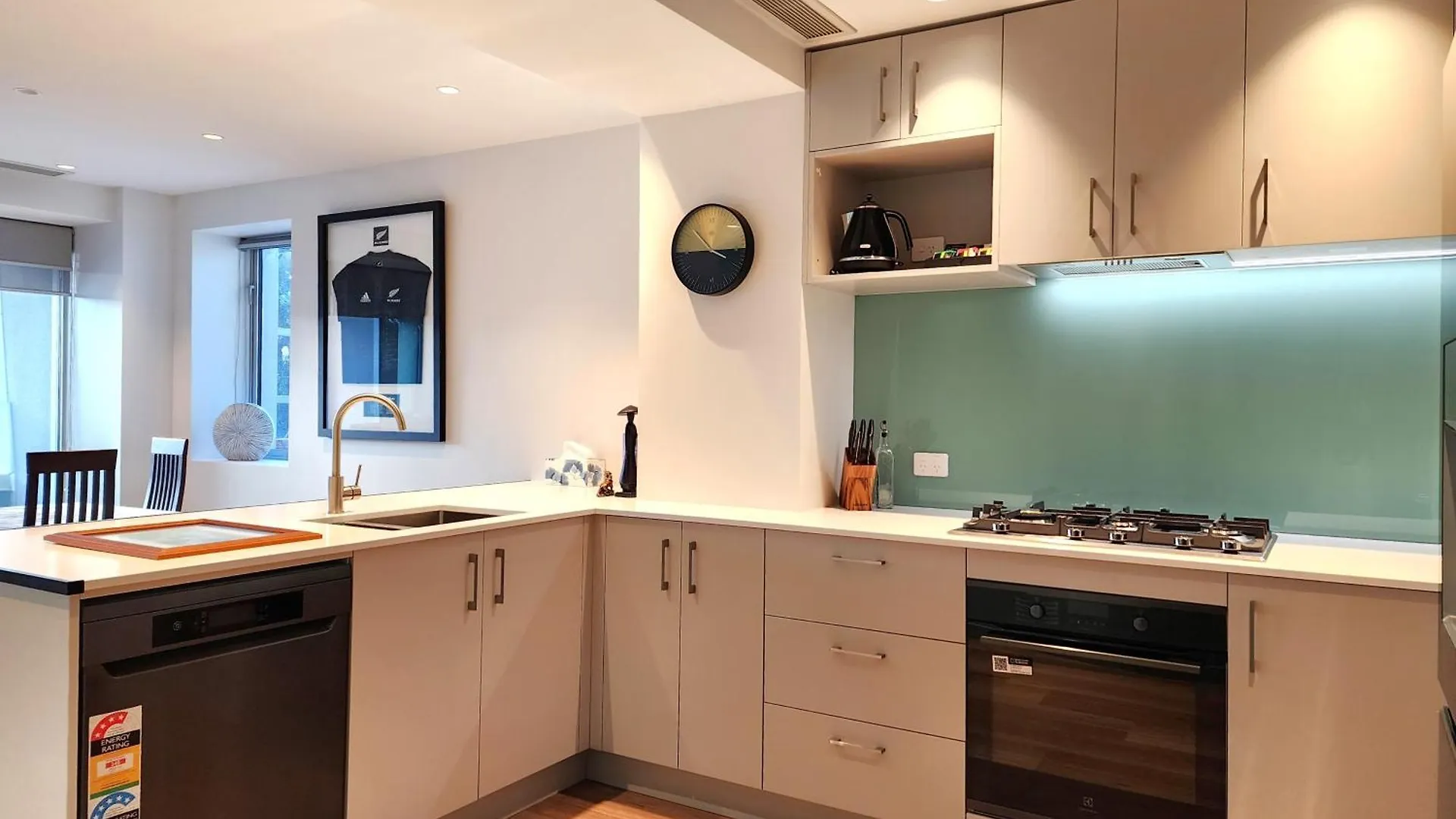U Suites On Oriental Parade Wellington Apartment