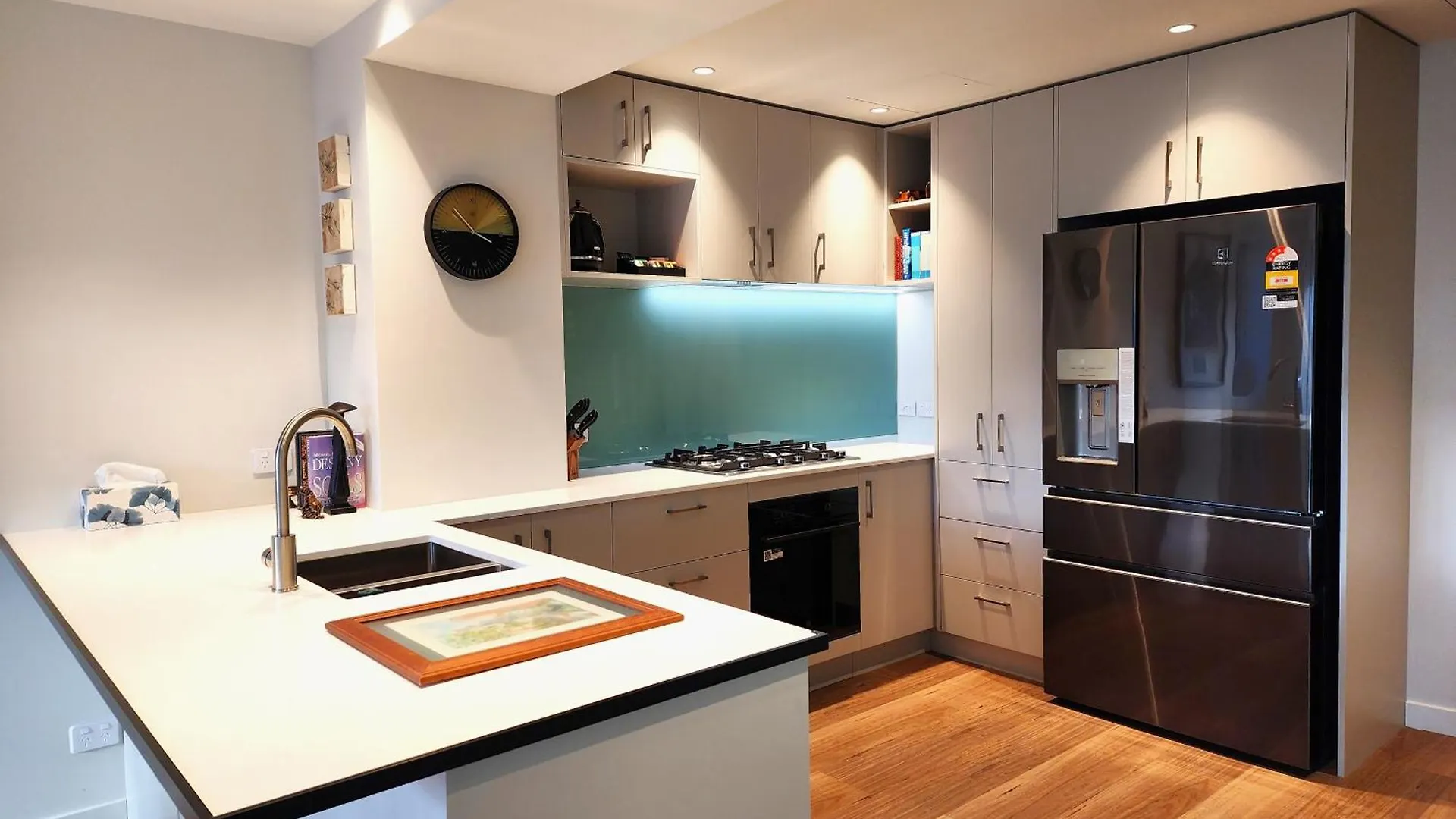 U Suites On Oriental Parade Wellington Apartment
