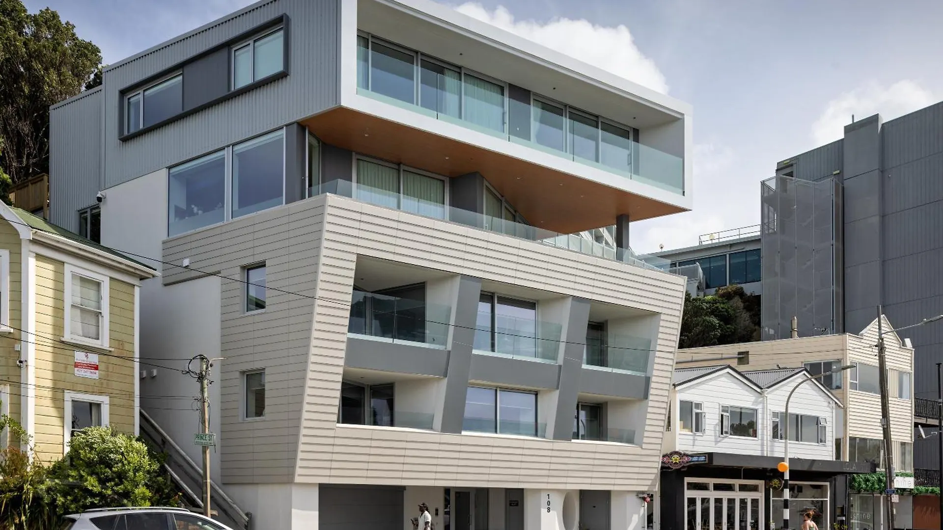 U Suites On Oriental Parade Wellington Apartment